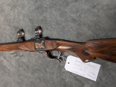 DAKOTA ARMS MODEL 10 IN .223 REM IN EXCELLENT CONDITION, WITH COLOR CASE HARDENED RECEIVER AND RINGS, 2