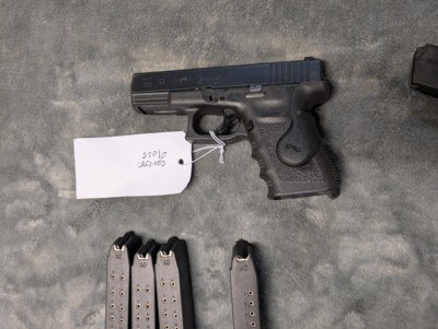 GLOCK MODEL 23, .40 S&W IN EXCELLENT CONDITION, WITH CRIMSON TRACE GRIPS - Image 19 of 20