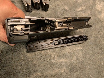 GLOCK MODEL 23, .40 S&W IN EXCELLENT CONDITION, WITH CRIMSON TRACE GRIPS - Image 3 of 20