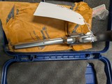 SMITH & WESSON MODEL 617-6 IN 22LR, 6