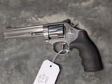 SMITH & WESSON MODEL 617-6 IN 22LR, 6