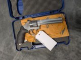SMITH & WESSON MODEL 617-6 IN 22LR, 6