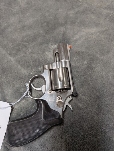 SMITH & WESSON 66-2 .357 MAGNUM, IN EXCELLENT CONDITION WITH 2.5