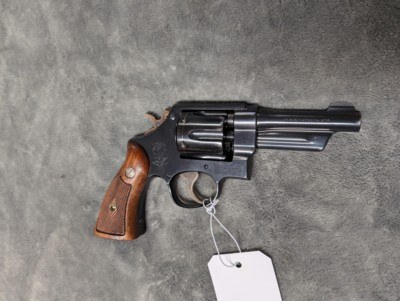 SMITH & WESSON38/44 HEAVY DUTY, PRE MODEL 20, .38 SPECIAL IN VERY GOOD TO EXCELLENT CONDITION WITH 4