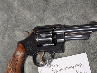 SMITH & WESSON38/44 HEAVY DUTY, PRE MODEL 20, .38 SPECIAL IN VERY GOOD TO EXCELLENT CONDITION WITH 4
