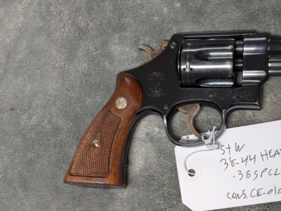 SMITH & WESSON38/44 HEAVY DUTY, PRE MODEL 20, .38 SPECIAL IN VERY GOOD TO EXCELLENT CONDITION WITH 4
