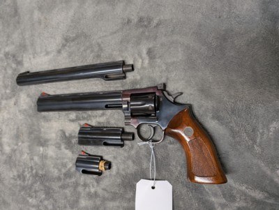 DAN WESSON 15-2 IN .357 MAG WITH 2.5