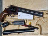 DAN WESSON 15-2 IN .357 MAG WITH 2.5