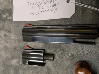 DAN WESSON 22 CHAMBERED IN .22LR PISTOL PACK, 2.5