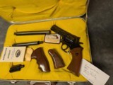 DAN WESSON 22 CHAMBERED IN .22LR PISTOL PACK, 2.5