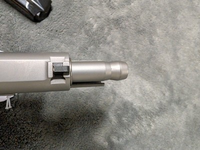 SMITH& WESSON 5906 9MM IN EXCELLENT CONDITION, 4