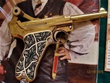 Very RARE Hermann Goering's Po8 Luger Pistol-Gold Plated Display - 4 of 15