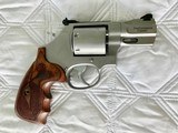 Smith and Wesson Model 686 Plus 7 shot, Performance Center .357 Magnum, 2 1/2" Barrel ANIB - 2 of 11