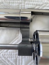 Smith and Wesson Model 686-4, .357 Revolver, Rare 4 Inch Barrel Round Butt, High Polish, Looks New! - 9 of 10