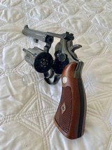 Smith and Wesson Model 17-2, 1968 K-22 Masterpiece, .22 Cal., 6 in. Barrel, High Gloss Blued, Immaculate, Box and Papers - 6 of 14