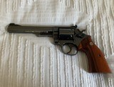 Smith &Wesson .357 Magnum Revolver, Model 19 2.
6 inch. Original box, papers, tools and catalog. From 1968. 99% condition, Gorgeous bright blue