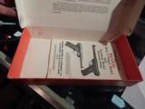 Early Red
Ruger Target Pistol boxes / Security Six - 6 of 9