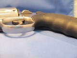 SMITH & WESSON 686-6 686 PLUS STAINLESS 357 MAGNUM DOUBLE ACTION 7-SHOT 4” REVOLVER - 18 of 19