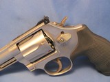 SMITH & WESSON 686-6 686 PLUS STAINLESS 357 MAGNUM DOUBLE ACTION 7-SHOT 4” REVOLVER - 7 of 19