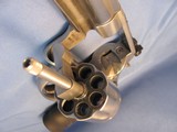 SMITH & WESSON 686-6 PLUS 686 STAINLESS 357 MAGNUM DOUBLE ACTION 7-SHOT 4” REVOLVER S&W - 3 of 19