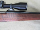 BEAUTIFUL WEATHERBY VANGUARD 243win BOLT ACTION RIFLE WITH 3-9X40 FRESH FROM A COLLECTION - 4 of 20