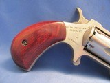 NORTH AMERICAN ARMS SIDEWINDER 22LR22MAG SINGLE ACTION STAINLESS STEEL REVOLVER DERRINGER 22LR 22MAGNUM NAA - 4 of 10