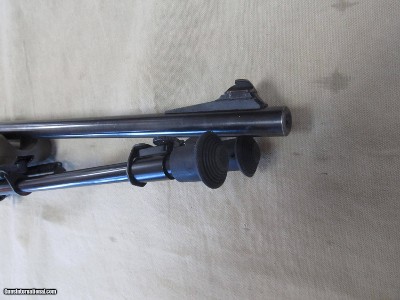 REMINGTON 700 7MM MAGNUM BOLT ACTION RIFLE & LEUPOLD VARIX II 3-9X40 SCOPE & EXTRAS - Image 3 of 13