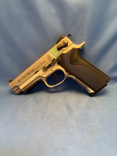 Smith and Wesson 4003TSW 40 s&w Tactical Vintage Firepower