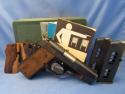ACTUAL FMG ARTICLE GUN STAR SA 45 ACP PISTOL WITH EXTRA CUSTOM GRIPS