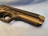 Beretta 96D Centurion 40 S&W - 4 of 14