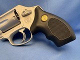 Smith and Wesson 637-2 38 Spl Wyatt Deep Cover Gunsmoke - 4 of 7