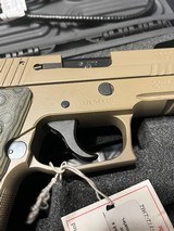 SIG SAUER P220 SCORPION ELITE .45 (NOT a Kimber, colt, Beretta, Glock) - 11 of 13