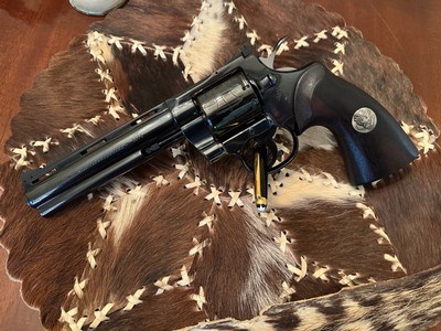 COLT PYTHON - BICENTENNIAL -6
