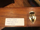 SW 629-5 44 Magnum Like New in Display Case - 10 of 11