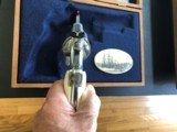 SW 629-5 44 Magnum Like New in Display Case - 11 of 11