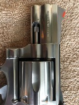 Excellent Smith and Wesson 686-3 Snubbie .357 Magnum - 11 of 11