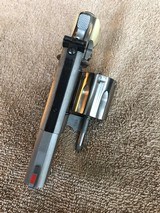 Excellent Smith and Wesson 686-3 Snubbie .357 Magnum - 6 of 11