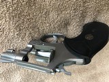 Smith and Wesson Model 60 Snubbie - 13 of 15