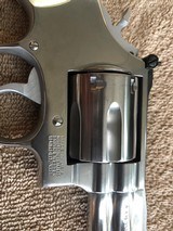 Smith and Wesson Model 60 Snubbie - 7 of 15