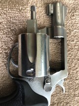 Smith and Wesson Model 60 Snubbie - 4 of 15