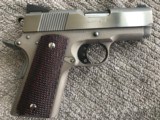 Colt Defender Series 90 40 SW - 2 of 9