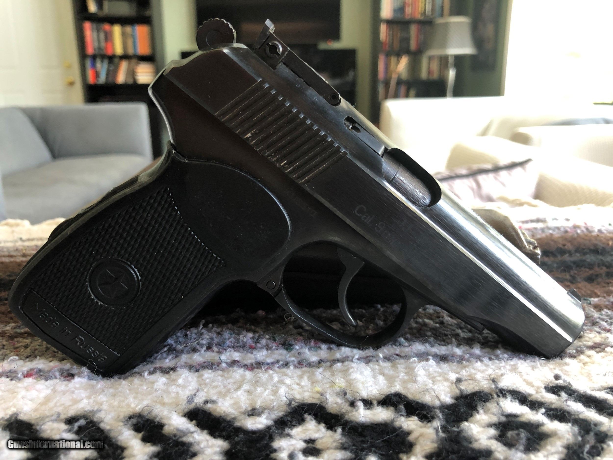 Russian Makarov 9mm (9x18) Pistol in Excellent Condition