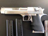 Desert Eagle 41/44 Magnum Pistol--Israel Military Industries Excellent w 5 mags - 2 of 15