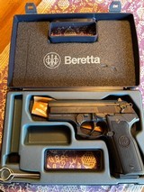 Beretta 8040 Cougar 40 SW As New in Box - 1 of 10