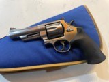 As New 44 Magnum Smith & Wesson 629-6 with 4" Barrel - 2 of 11