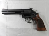 SMITH AND WESSON 586 DISTINGUISH COMBAT MAGNUM BLACK .357MAG / .38 SPECIAL 6-INCH 6RD - 1 of 10