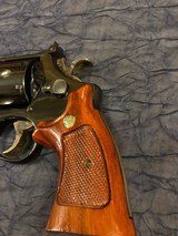 Smith & Wesson Model 29-3 Silhouette 44Mag (Used in excellent shape)!! - 2 of 7