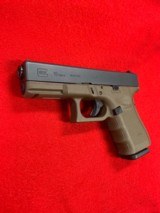 Glock 19 Gen4 FDE 9mm - 6 of 8
