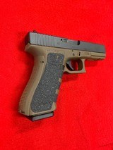 Glock 17 Gen4 FDE 9mm - 2 of 8