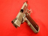 Les Baer 1911 Stainless 5" 45 ACP Custom Pistol - 5 of 5